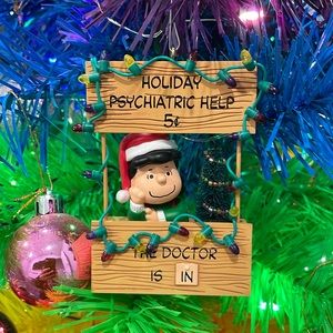 2003 Hallmark Keepsake Holiday Advice Booth Lucy Peanuts Ornament